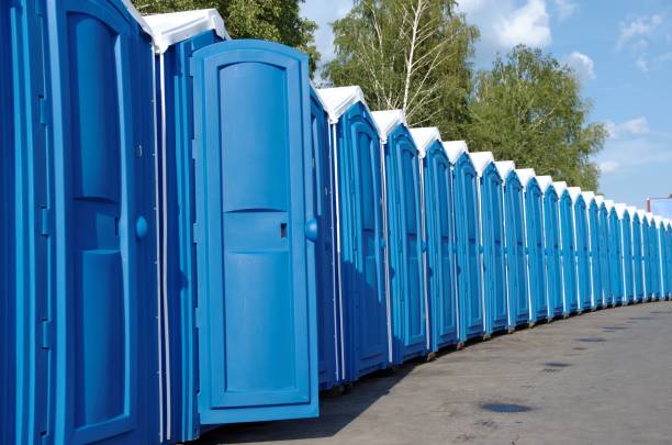 Best Portable restroom trailer rental  in Dallas, TX